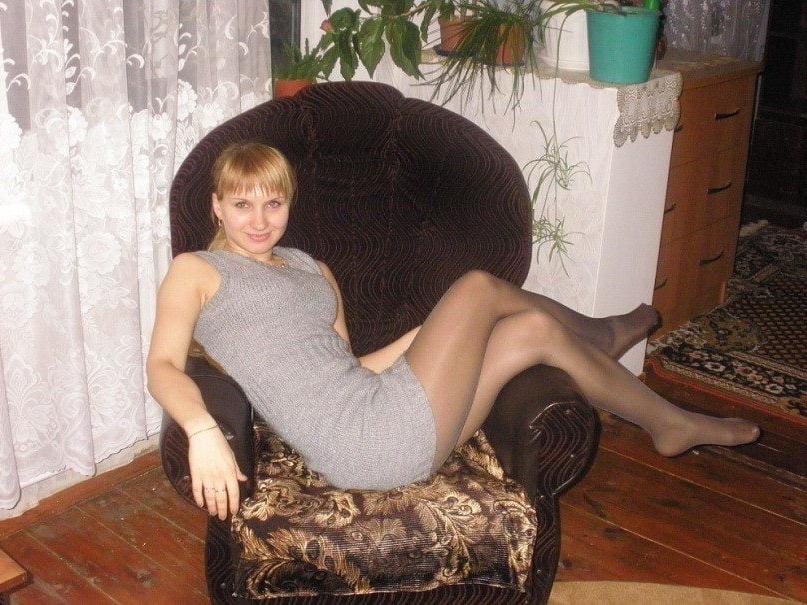 25P sexy babes in tights pantyhose nylons 166