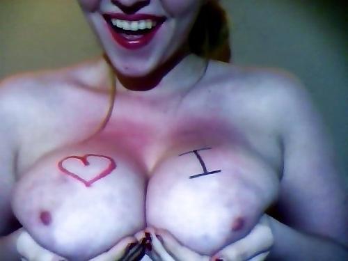 22P Chick Full of Lipstick and Lust