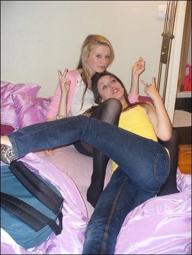 25P sexy babes in tights pantyhose nylons 162