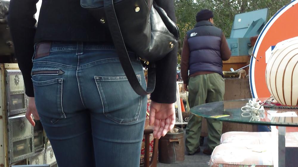 25P Sexy tall teen butt & ass in blue jeans