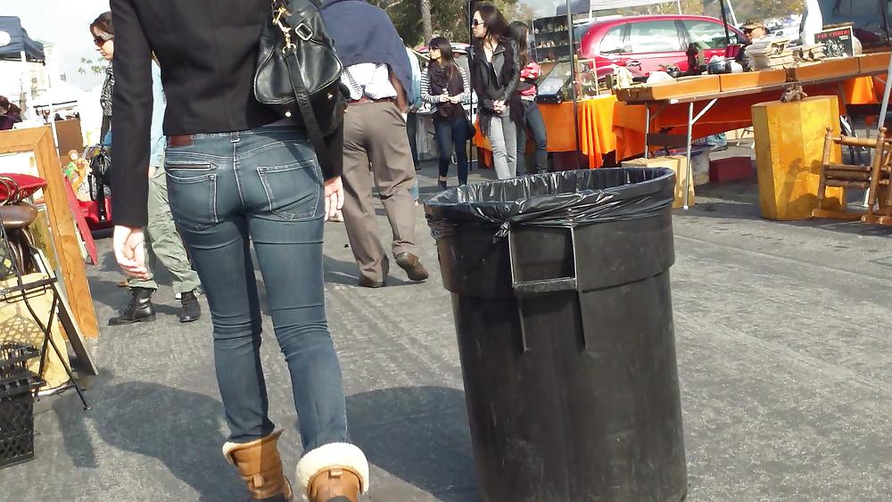 25P Sexy tall teen butt & ass in blue jeans