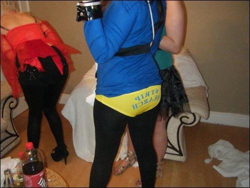 25P sexy babes in tights pantyhose nylons 154