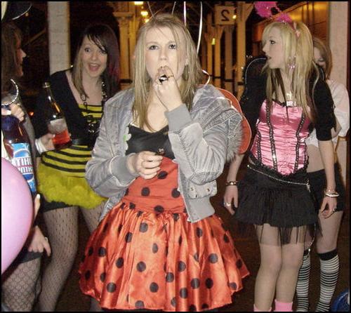 25P sexy babes in tights pantyhose nylons 154