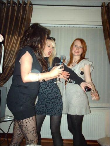 25P sexy babes in tights pantyhose nylons 154