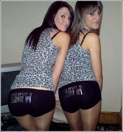 25P sexy babes in tights pantyhose nylons 159