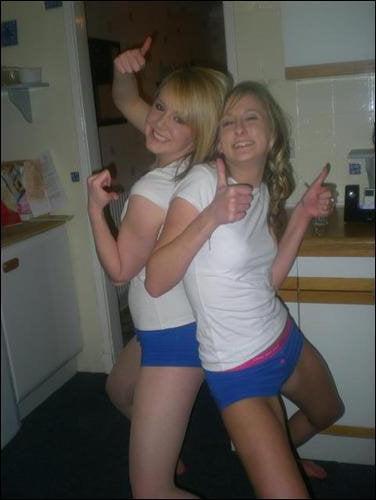 25P sexy babes in tights pantyhose nylons 159
