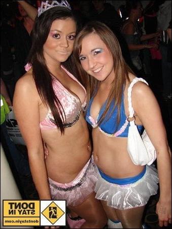 25P sexy babes in tights pantyhose nylons 159