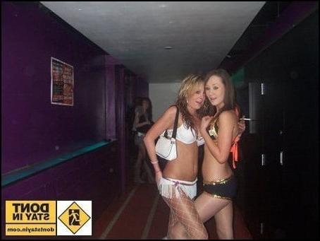 25P sexy babes in tights pantyhose nylons 159