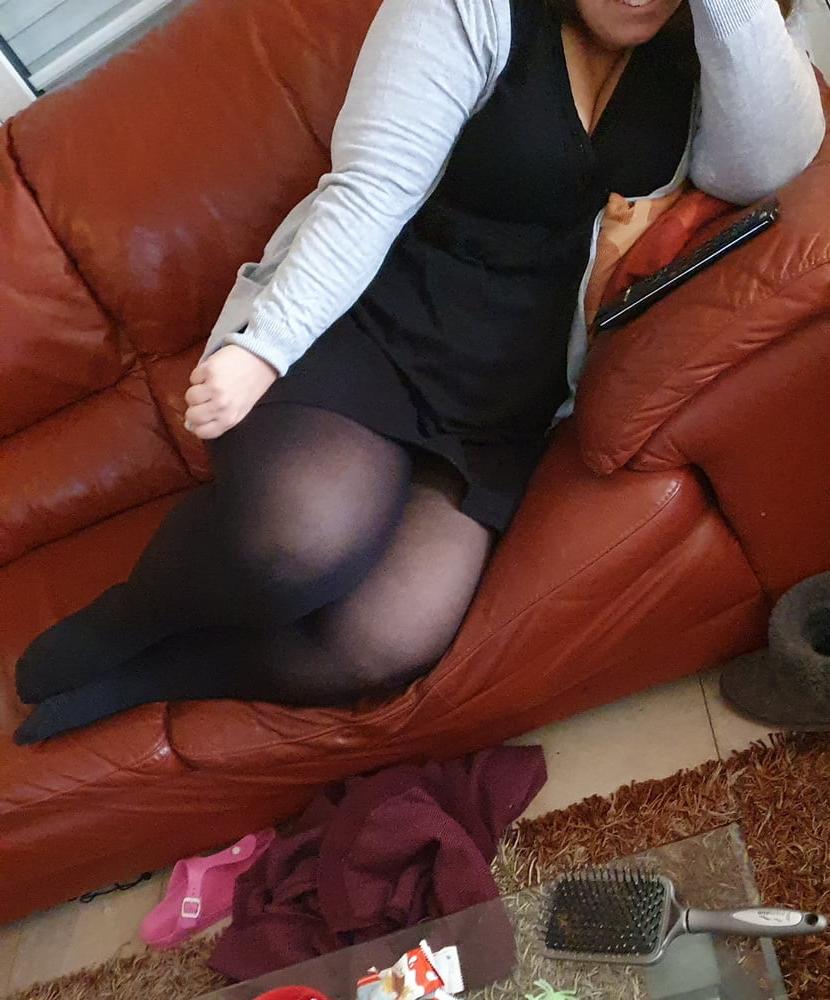 25P Always is better in pantyhose 1