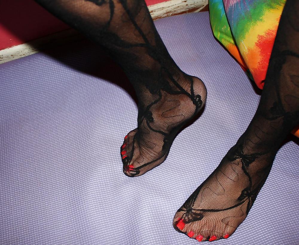 15P Sexy Nylon Feet Toes Black Body Stocking Very Hot Sexy Blond
