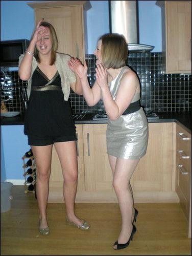 25P sexy babes in tights pantyhose nylons 156