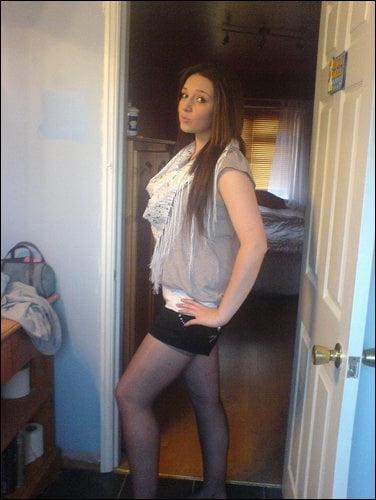 25P sexy babes in tights pantyhose nylons 156