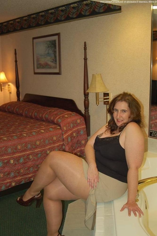 25P BBW Pantyhose