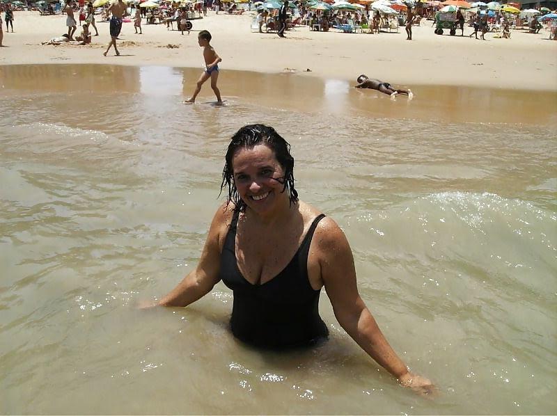 25P There Is Nothing Sexier Than A Woman In A Swimsuit 17