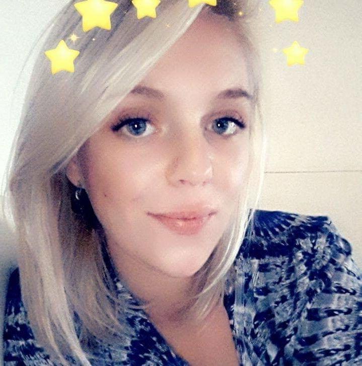 21P French slut