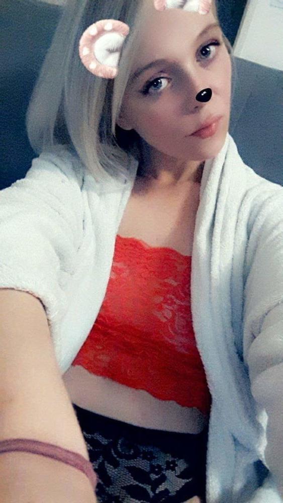 21P French slut