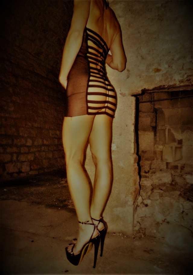 17P High heels &amp; sexy dress outdoor- Tenue sexy et Talons hauts