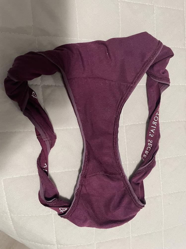 25P Her Dirty Panties