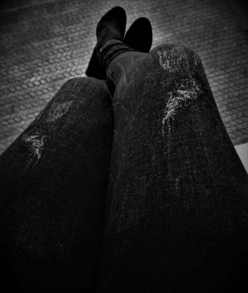 12P Dirty Dawns Sleek Legs and Feet.