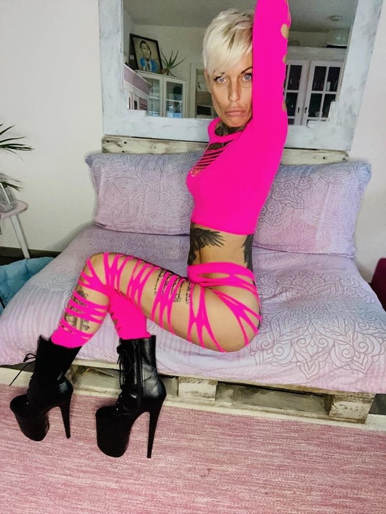4P Vicky Hundt - Pinky Dress