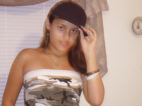 8P Hawaiian chick asking for it