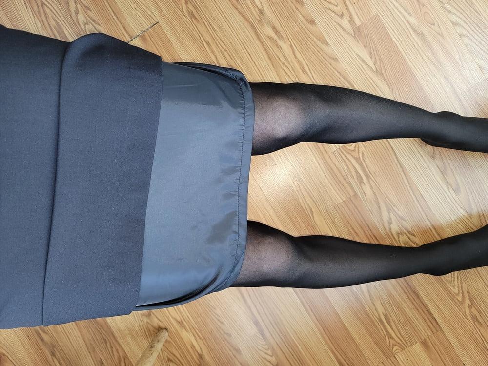 25P Flight Attendant Skirt with Sliky lining and Pantyhose