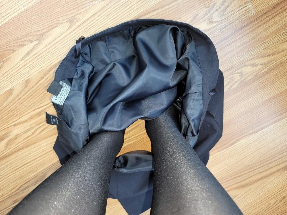 25P Flight Attendant Skirt with Sliky lining and Pantyhose