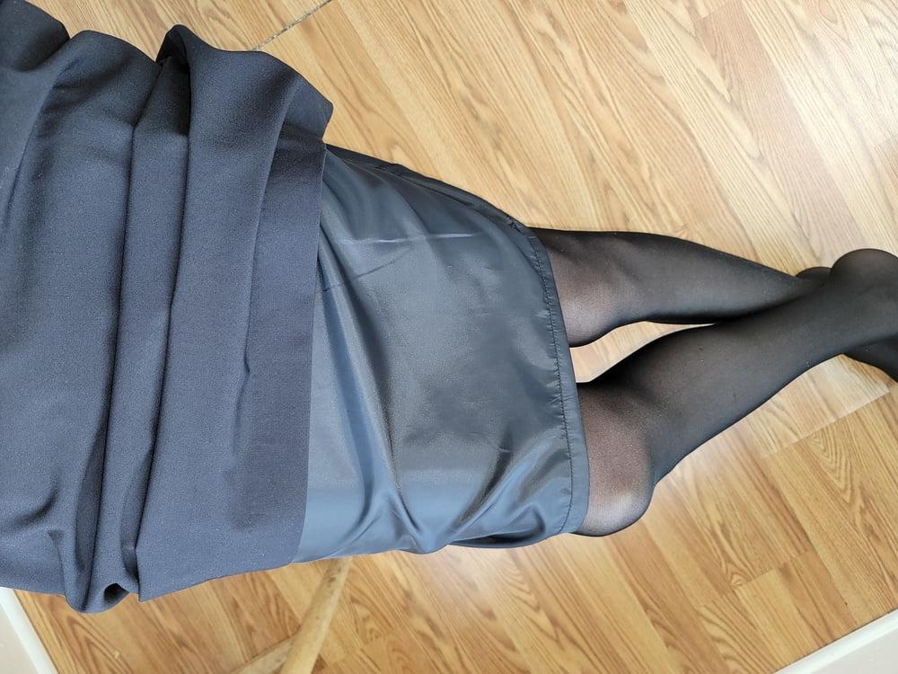 25P Flight Attendant Skirt with Sliky lining and Pantyhose