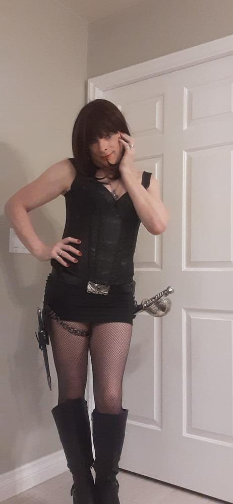 8P Pirate costume