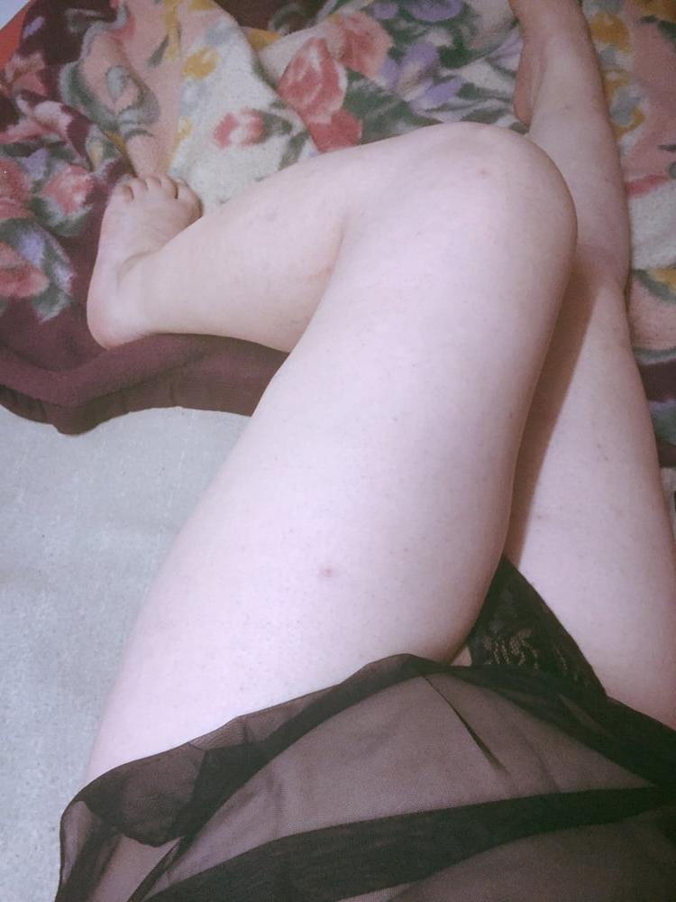 25P sissy slut rasha in black dress showng for big cocks