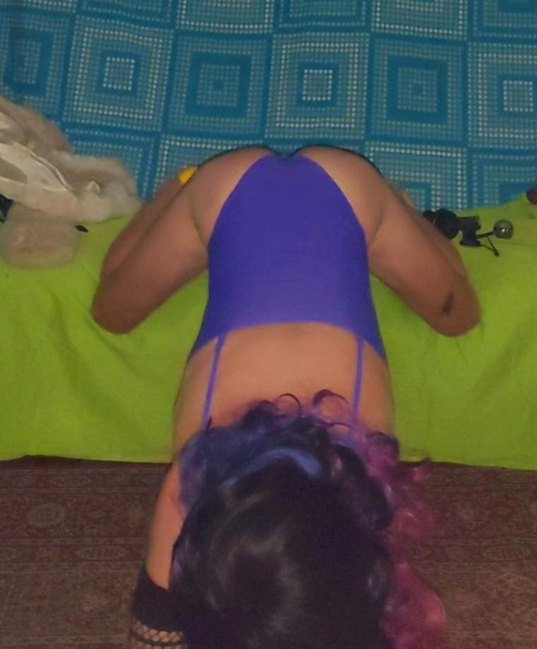 25P Purple swimsuit and wand album