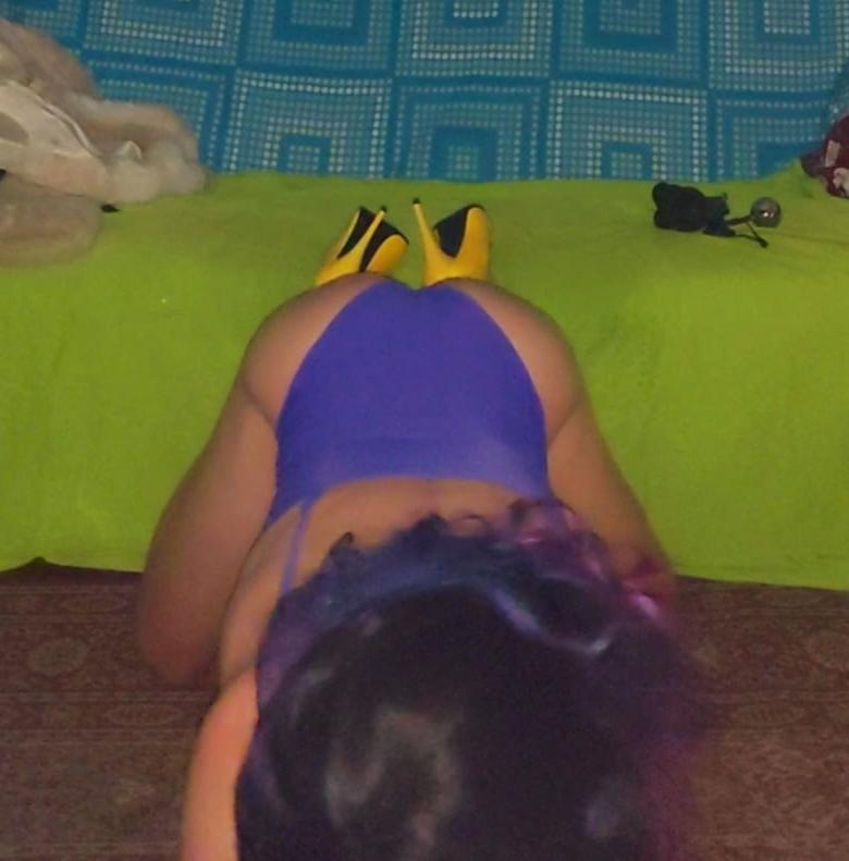 25P Purple swimsuit and wand album