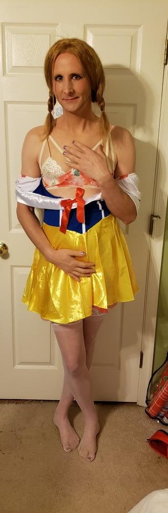 25P It's almost holloween! TIme to dress up