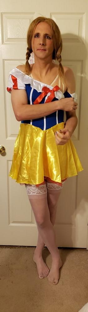 25P It's almost holloween! TIme to dress up