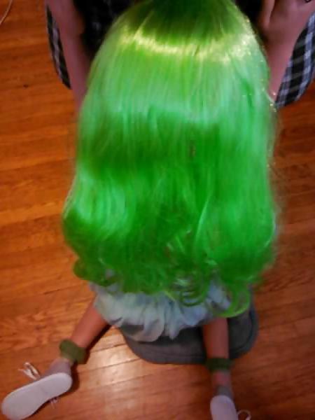 19P Nina's green dress 2