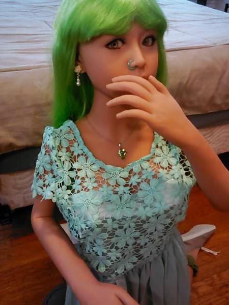 19P Nina's green dress 2