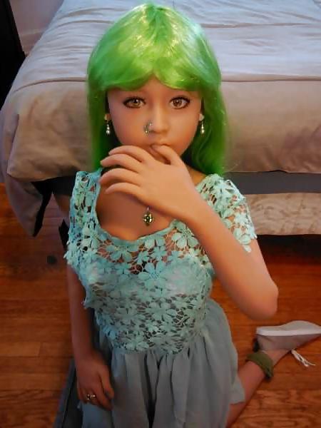 19P Nina's green dress 2