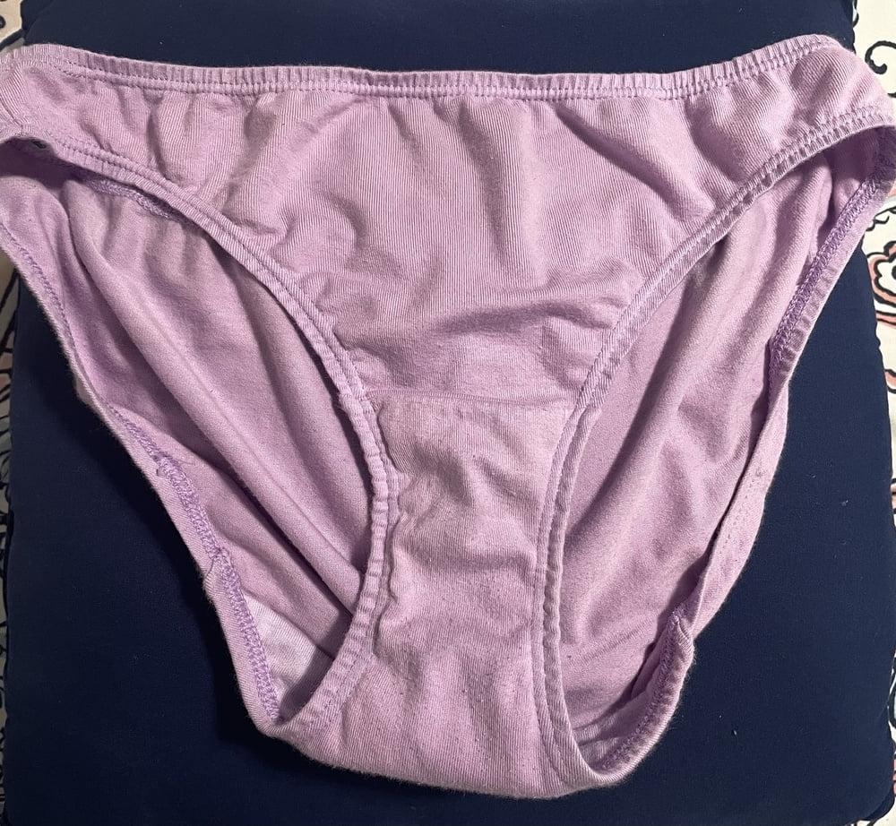 25P Wife's dirty panties