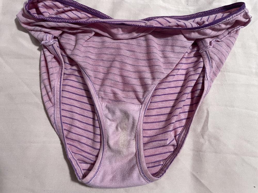25P Wife's dirty panties