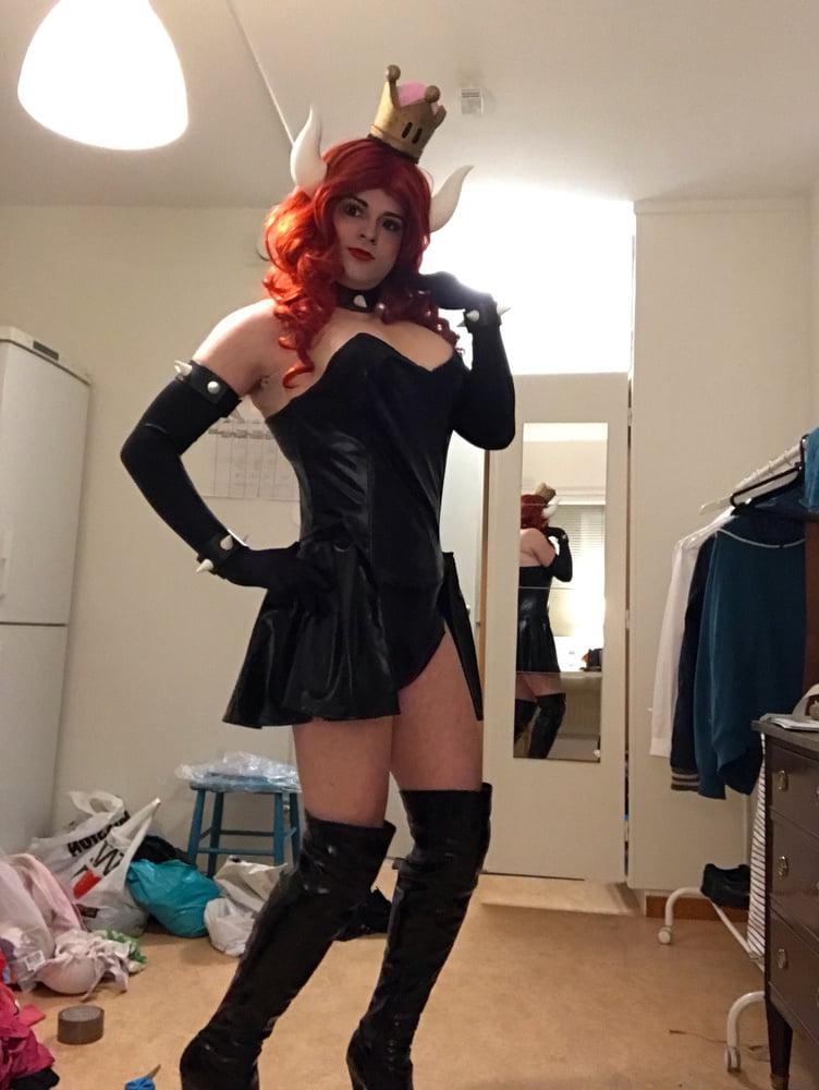 25P Bowsette Cosplay