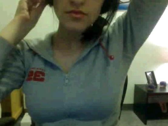 18P CHATROULETTE PUSSYS - COMMENT DIRTY
