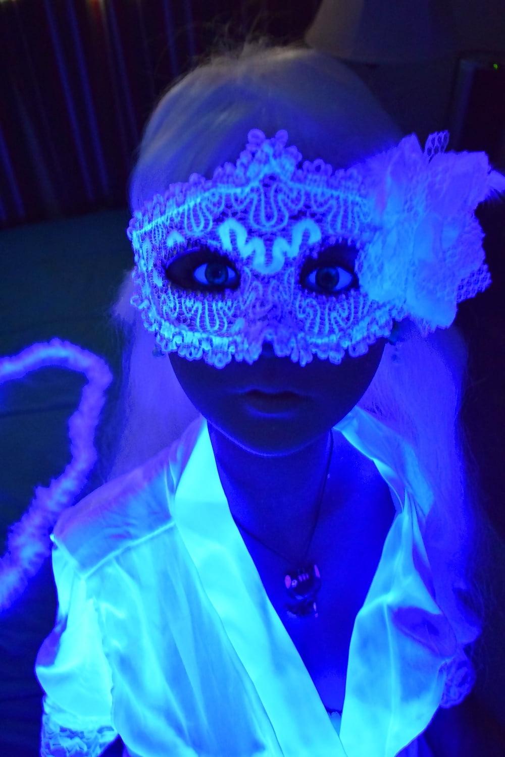 17P Nina's blacklight