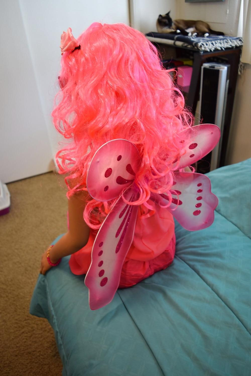 24P Nina's pink wings!