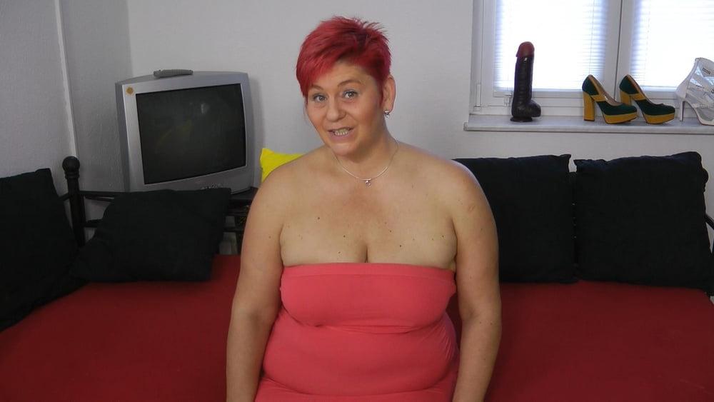 15P Annadevot: Too many dildos part 1