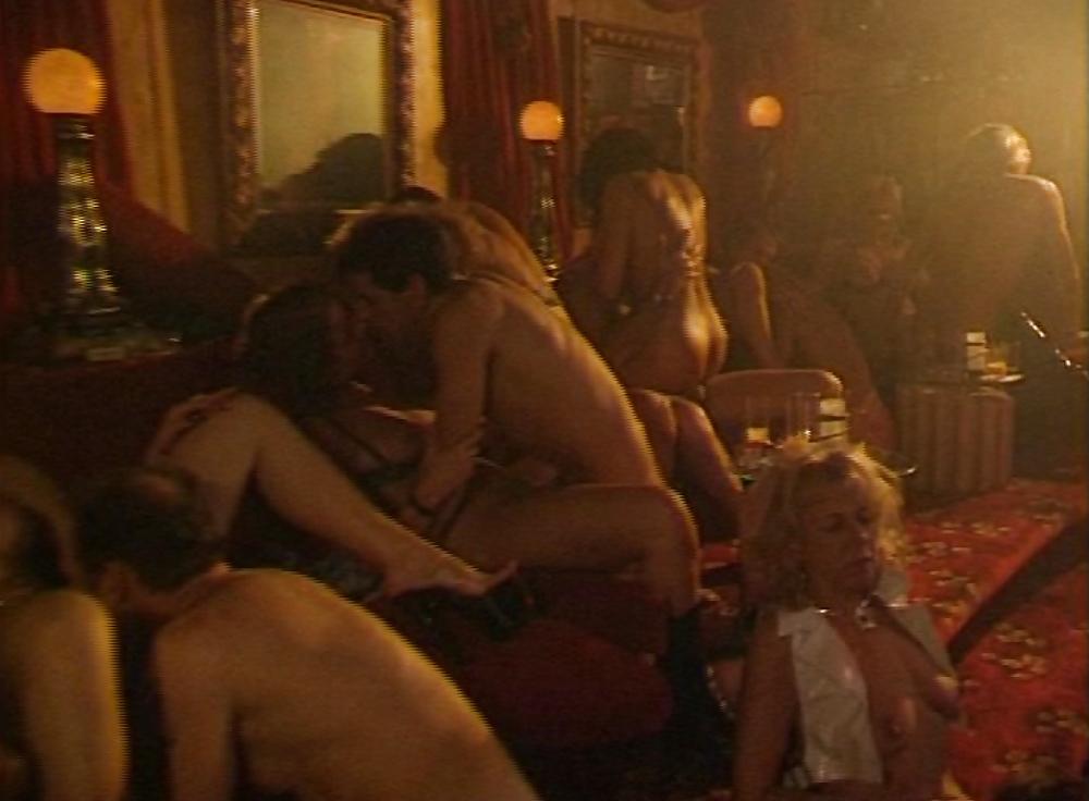 25P SexClub