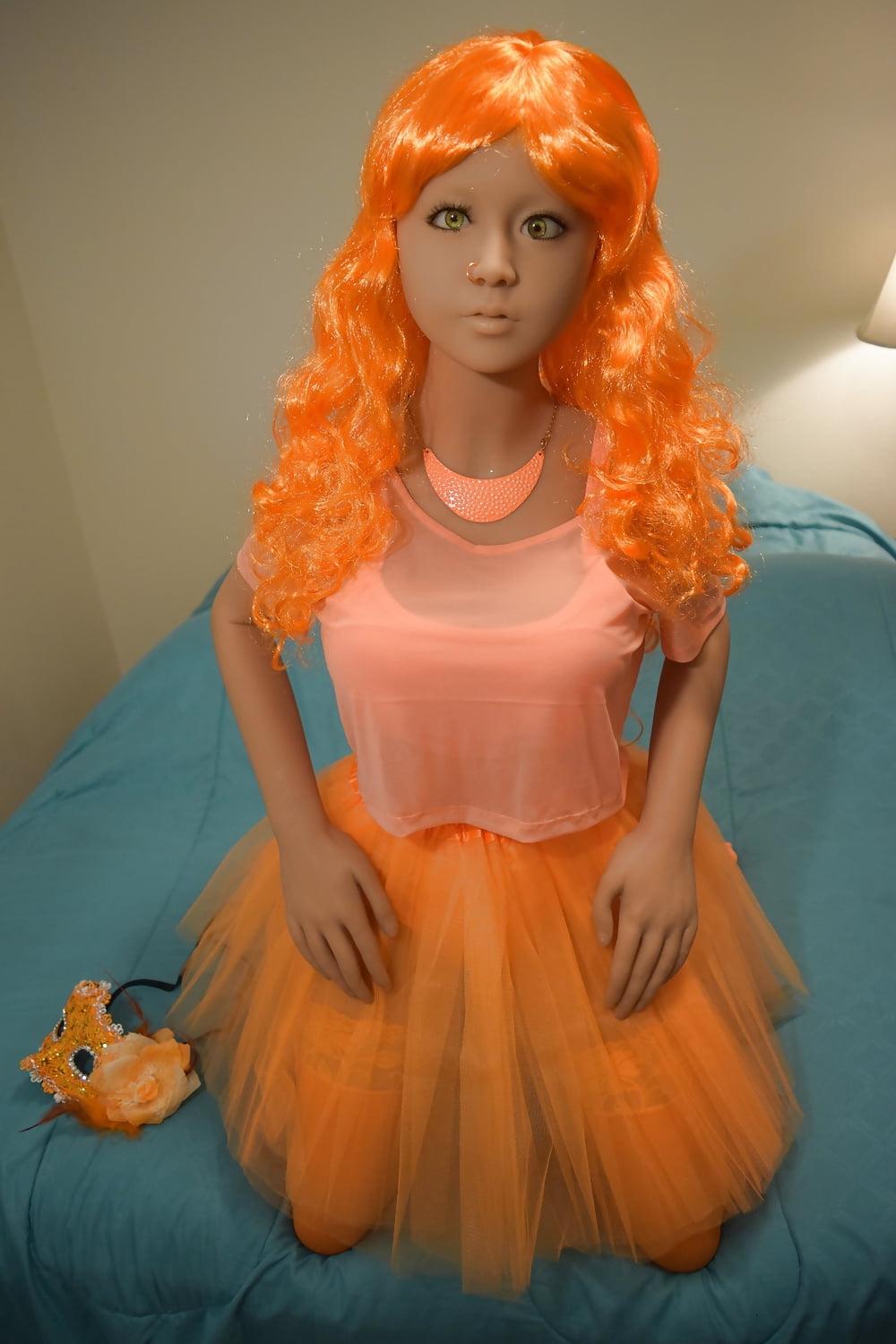 25P Nina's orange dream