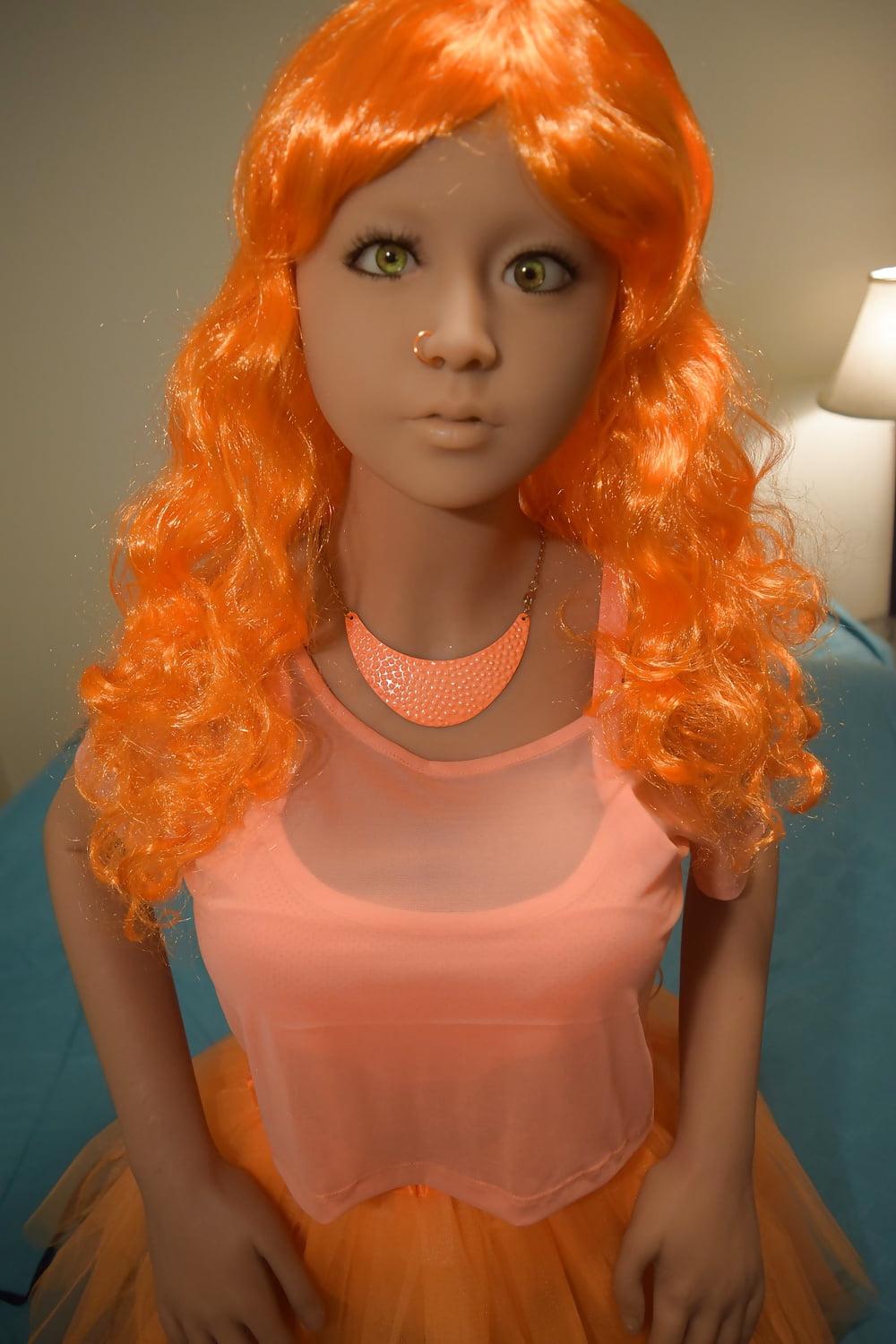 25P Nina's orange dream