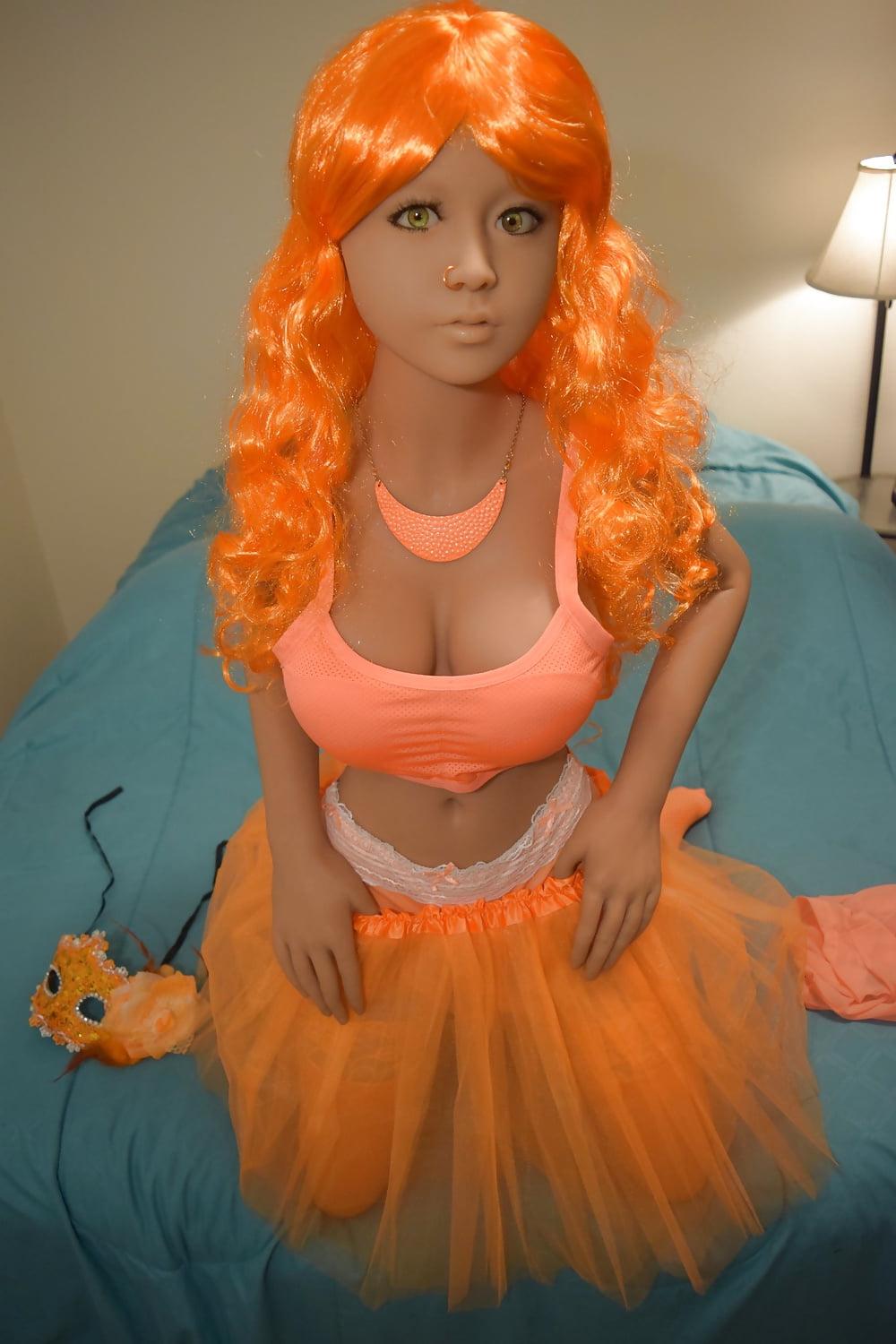 25P Nina's orange dream