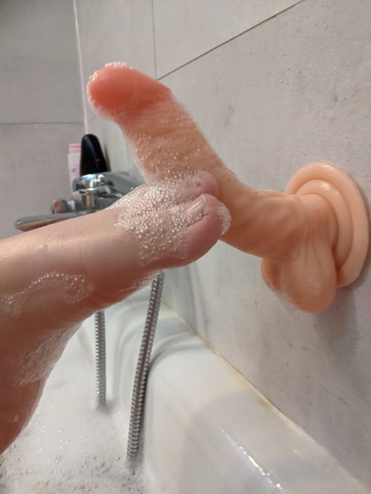 25P Footjob Pictures #1 ready for your cock!