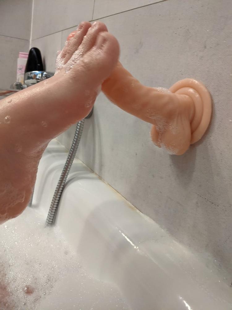 25P Footjob Pictures #1 ready for your cock!